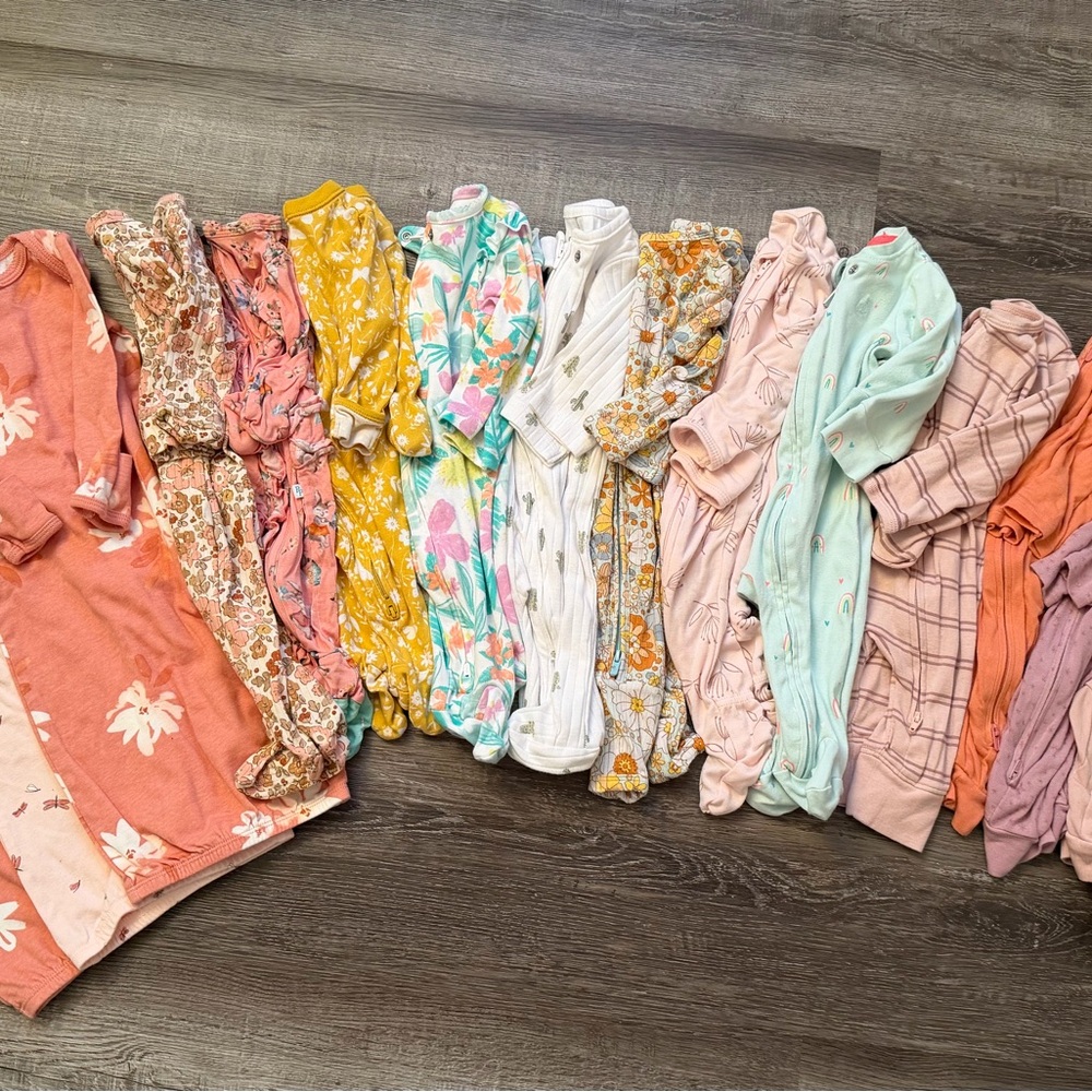 Baby Girl 0-3 Month pajama lot- Gap, Posh Peanut, Carter’s, Cloud Island